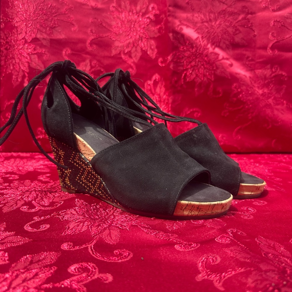 Aerosoles Black Wedge Sandals
